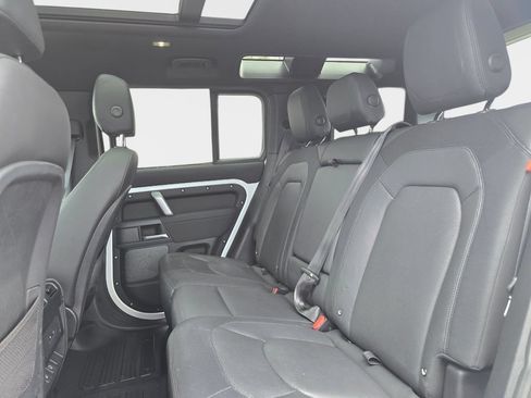 Used 2023 Land Rover Defender 110 X-Dynamic SE AWD/4WD image 14