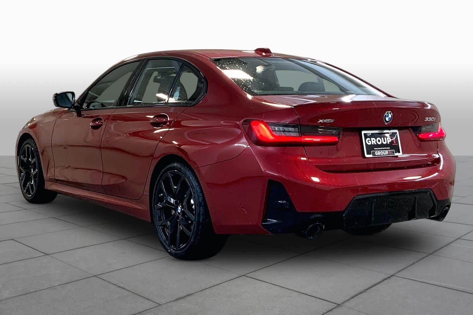 New 2026 BMW 330i xDrive Sedan w/ M Sport Package AWD/4WD image 12