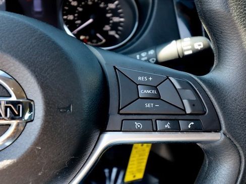 Used 2020 Nissan Rogue S image 55