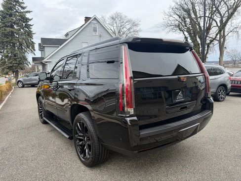 Used 2018 Cadillac Escalade Platinum image 5