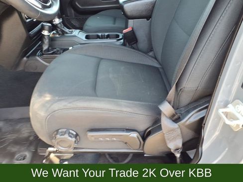 Used 2023 Jeep Wrangler Unlimited Sport AWD/4WD image 11