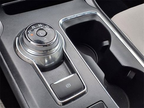 Used 2020 Ford Fusion SE w/ Equipment Group 151A image 19