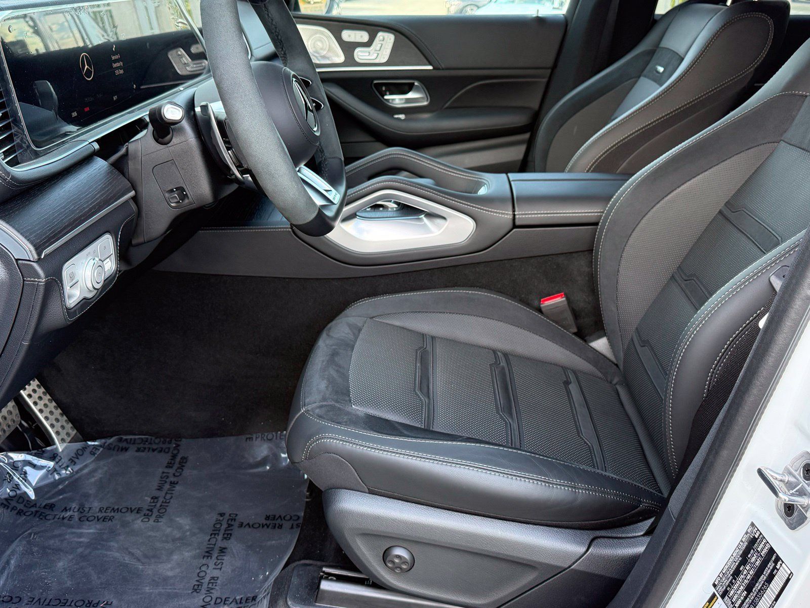 Used 2025 Mercedes-Benz GLE 53 AMG 4MATIC Coupe image 25