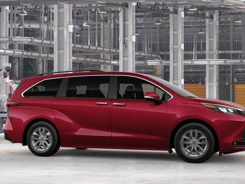 New 2026 Toyota Sienna XLE FWD image 15