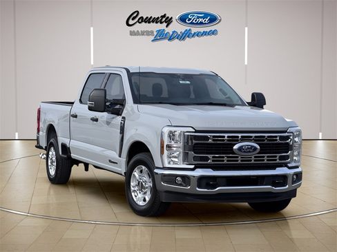 New 2026 Ford F250 XLT image 1