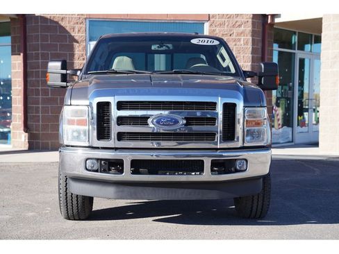 Used 2010 Ford F350 Lariat image 2