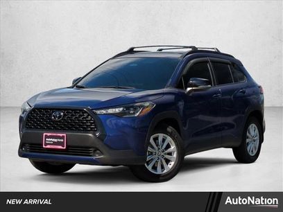Used 2025 Toyota Corolla Cross LE w/ Moonroof Package