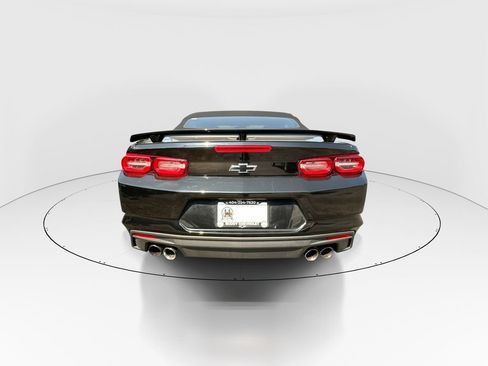 Used 2023 Chevrolet Camaro LT RWD image 7