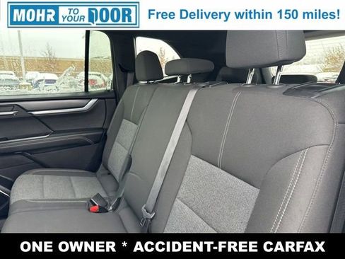 Used 2025 GMC Acadia Elevation image 27