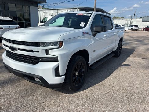Used 2021 Chevrolet Silverado 1500 RST w/ Texas Edition Plus AWD/4WD image 2