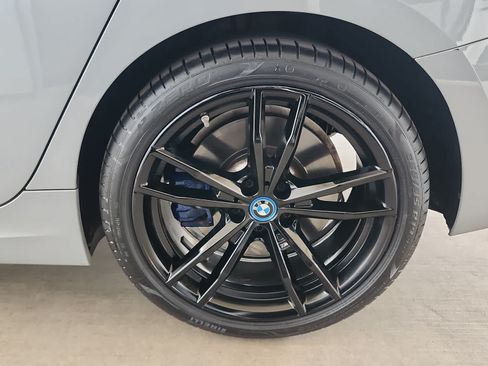 Used 2023 BMW 330e w/ M Sport Package RWD image 10