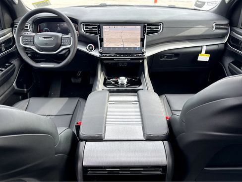 New 2026 Jeep Grand Wagoneer Limited image 14