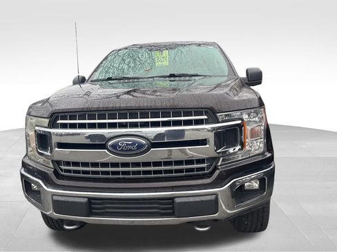 Used 2018 Ford F150 XLT w/ Equipment Group 301A Mid image 4