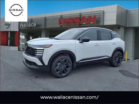 New 2025 Nissan Kicks SR image 1