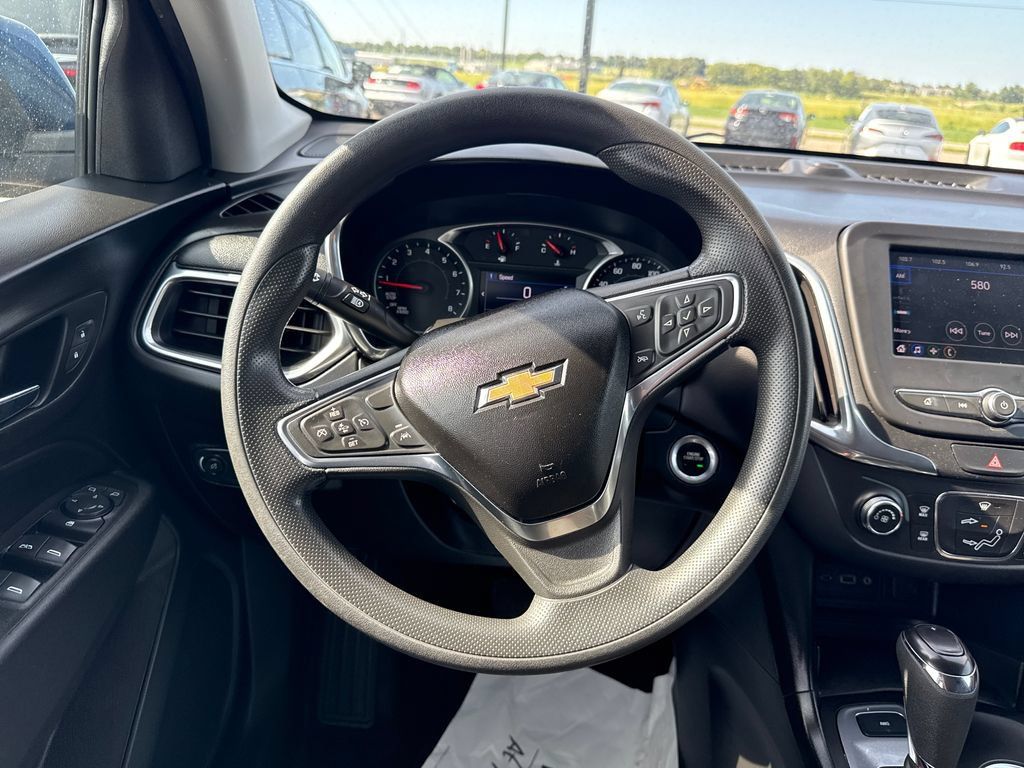 Used 2021 Chevrolet Equinox LT AWD/4WD image 14