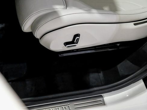 Used 2025 Ferrari Purosangue image 33