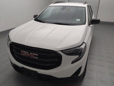 Used 2021 GMC Terrain SLT w/ Infotainment Package II image 15