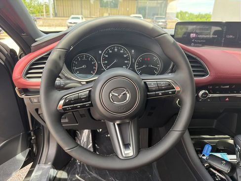New 2026 MAZDA MAZDA3 Hatchback w/Premium Plus Pkg AWD/4WD image 16