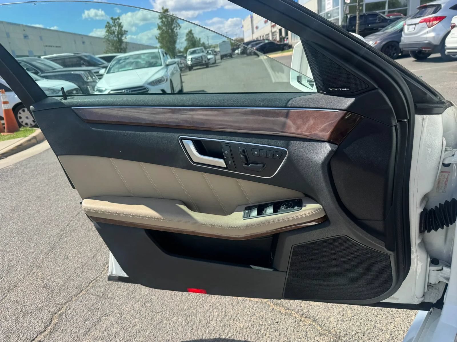 Used 2013 Mercedes-Benz E 350 Sedan image 25