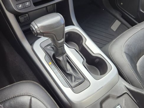 Used 2020 Chevrolet Colorado ZR2 image 24