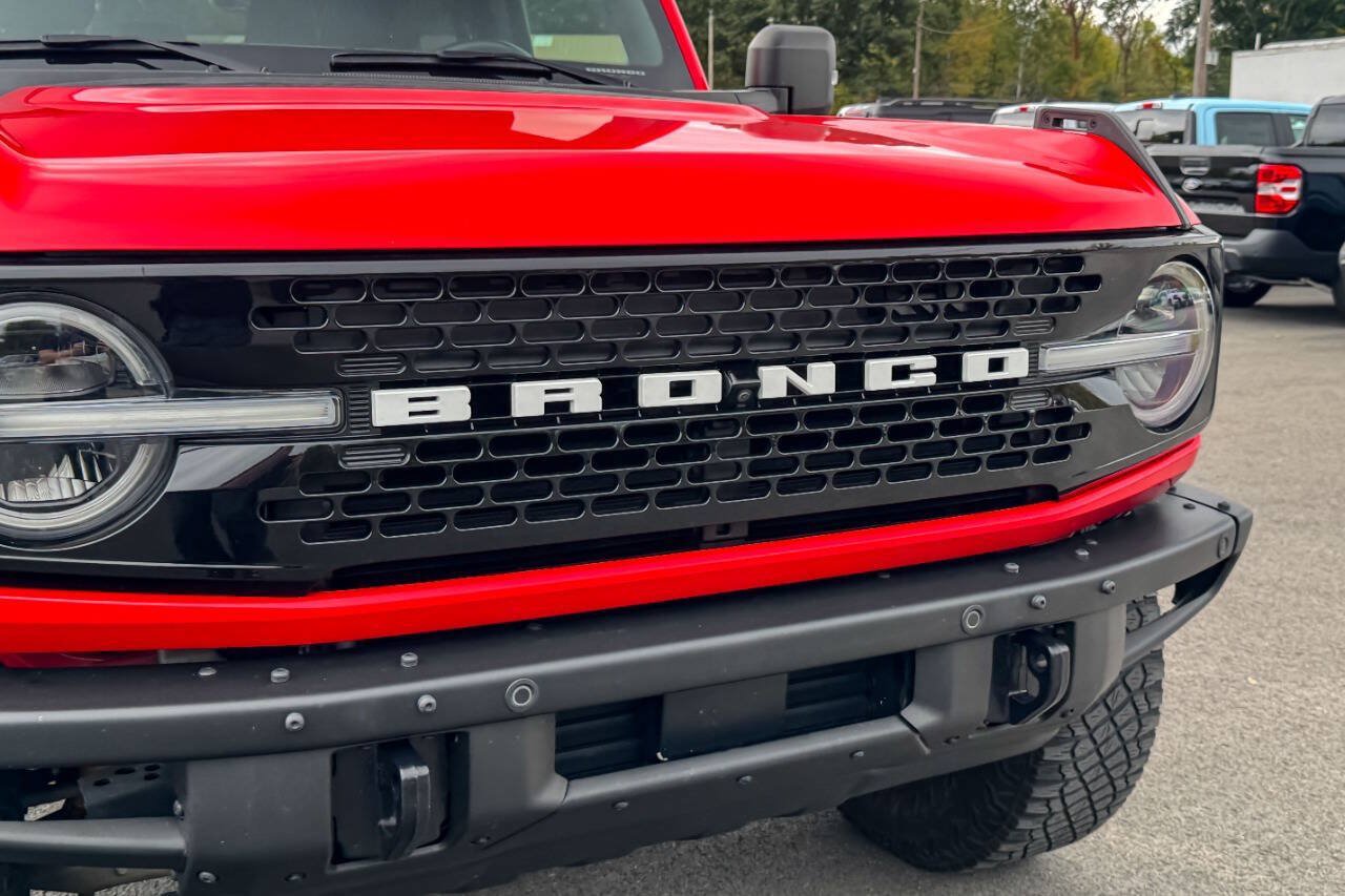 Used 2022 Ford Bronco Wildtrak AWD/4WD image 9
