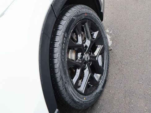 Certified 2024 Honda HR-V Sport image 32