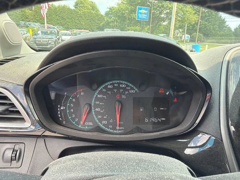 Used 2021 Chevrolet Spark ACTIV FWD image 11