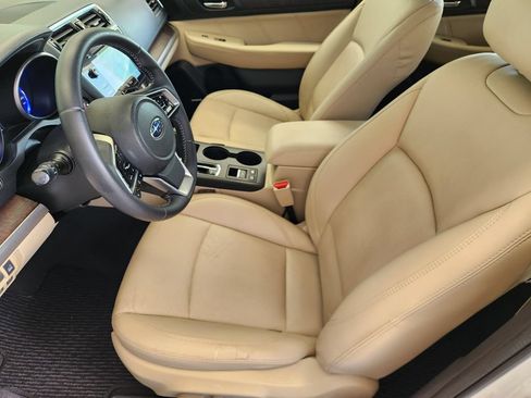 Used 2019 Subaru Outback 2.5i Limited AWD/4WD image 13