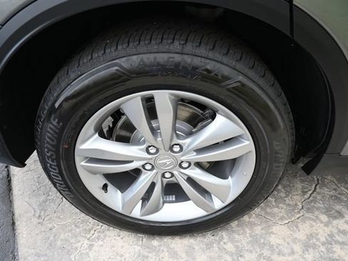 Used 2025 Acura MDX SH-AWD image 12