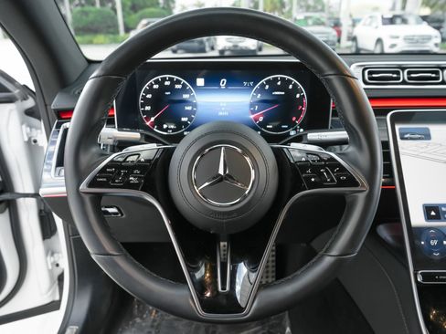 Used 2023 Mercedes-Benz S 500 4MATIC w/ AMG Line image 19