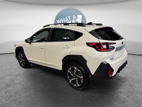 Used 2024 Subaru Crosstrek 2.0i Premium w/ Crosstrek Mirror Package AWD/4WD image 6