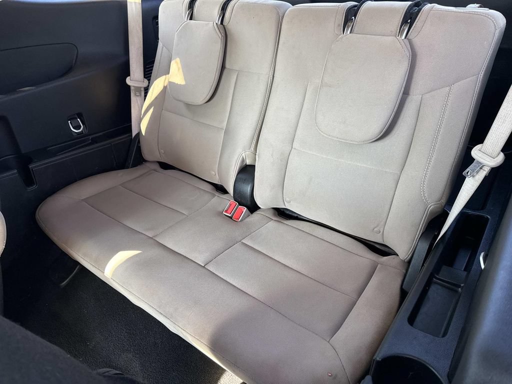 Used 2024 Ford Explorer XLT RWD image 22