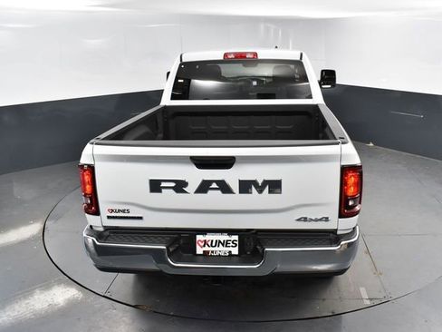 New 2025 RAM 2500 Big Horn AWD/4WD image 37