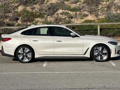 Certified 2023 BMW i4 eDrive35 w/ Premium Package image 6