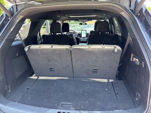 Used 2021 Ford Explorer ST w/ Equipment Group 401A AWD/4WD image 17