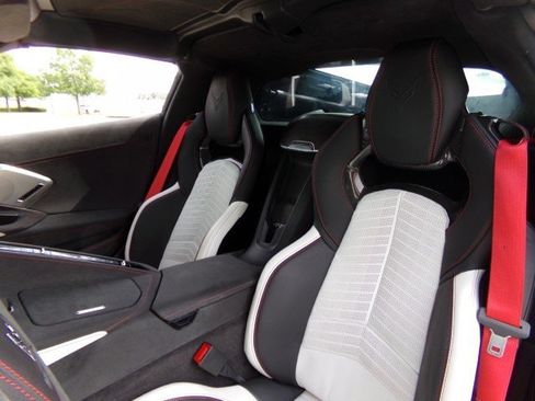 Used 2023 Chevrolet Corvette Stingray Premium Cpe RWD image 24