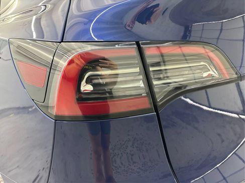 Used 2023 Tesla Model Y Long Range AWD/4WD image 33