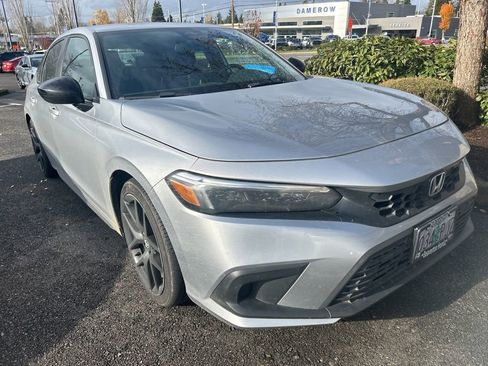 Used 2023 Honda Civic Sport image 6