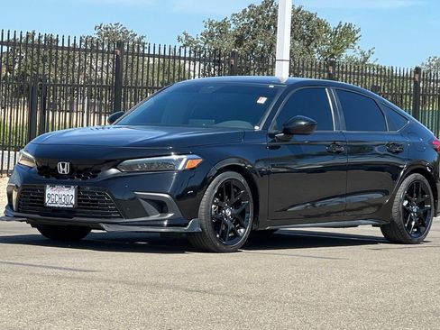 Used 2023 Honda Civic Sport image 10