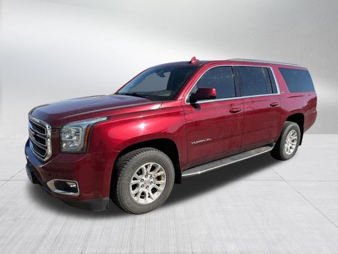 Used 2019 GMC Yukon XL SLT w/ Open Road Package AWD/4WD image 6