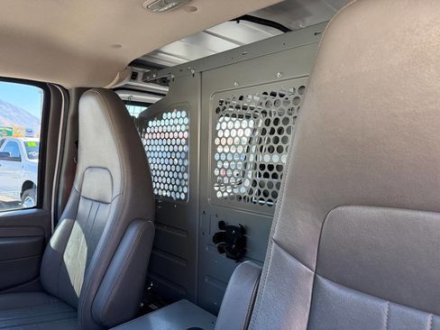 Used 2014 Chevrolet Express 2500 2500 3dr Cargo Van w/1WT image 9