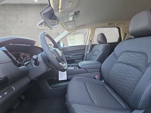 New 2026 Nissan Pathfinder SV image 19