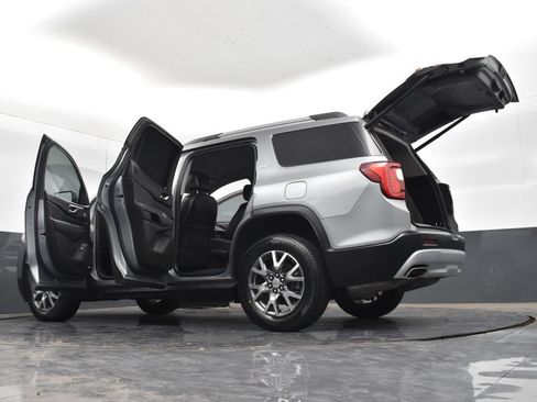 Used 2023 GMC Acadia SLT FWD image 37