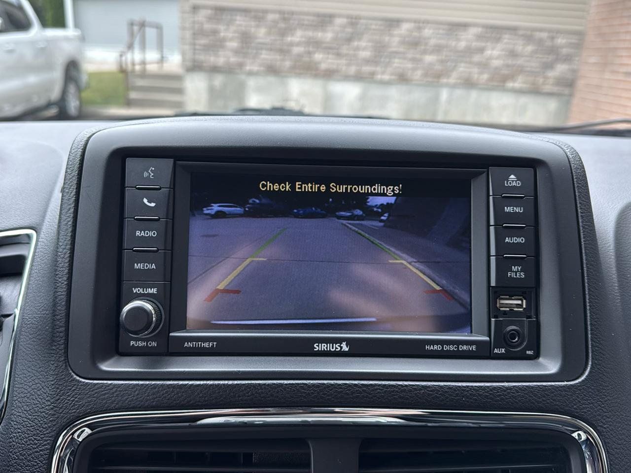 Used 2019 Dodge Grand Caravan SXT FWD image 11