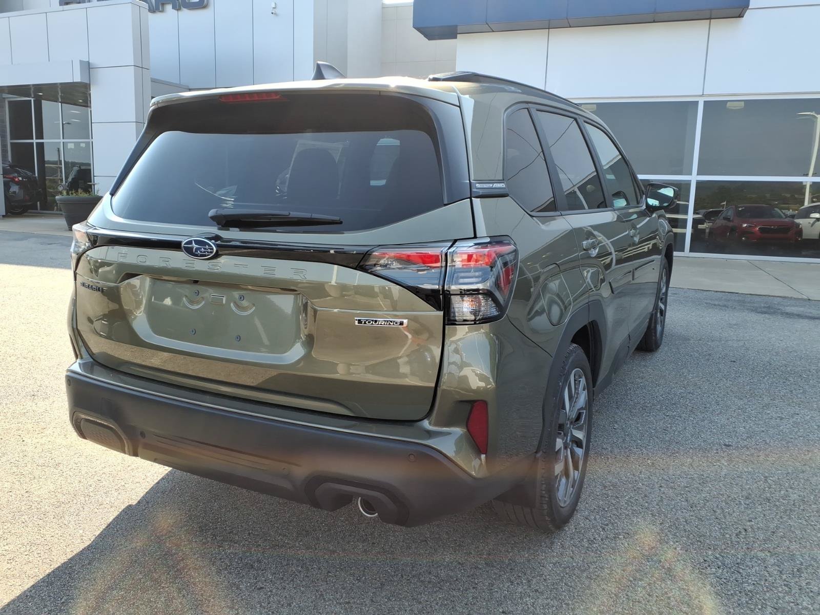 New 2026 Subaru Forester Touring AWD/4WD image 4