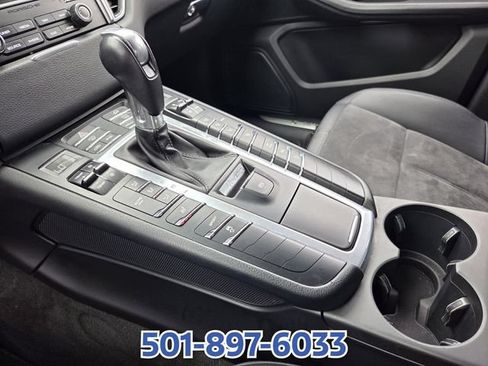 Used 2017 Porsche Macan S AWD/4WD image 22