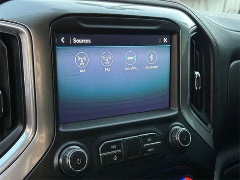 Used 2021 Chevrolet Silverado 1500 LT image 12