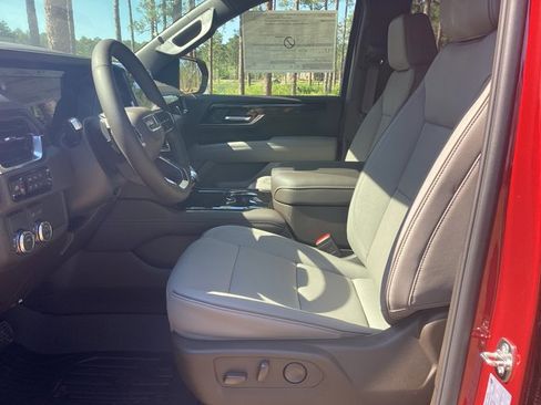 New 2026 GMC Yukon XL Elevation w/ LPO, Floor Liner Package image 37