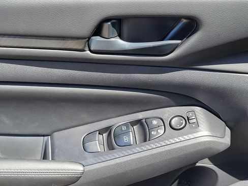 New 2026 Nissan Altima 2.5 SV w/ SV Special Edition Package FWD image 8