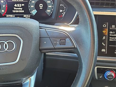 Used 2023 Audi Q3 2.0T Premium image 22